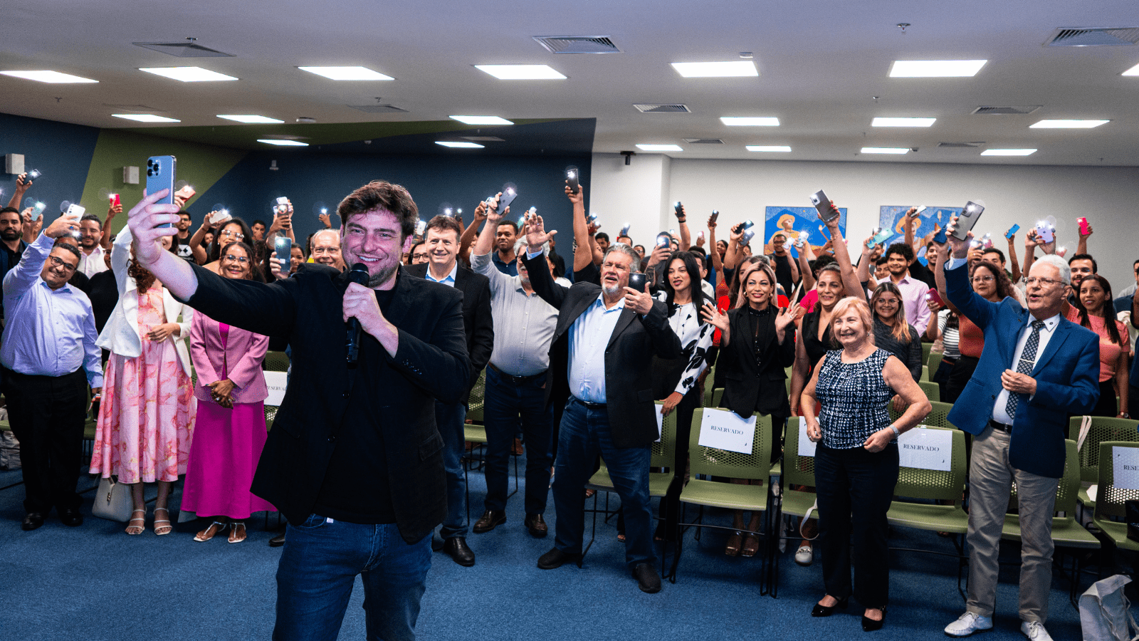 Leia mais sobre o artigo CRA-MT realiza Palestra Magna sobre Inteligência Artificial e lota auditório em Cuiabá